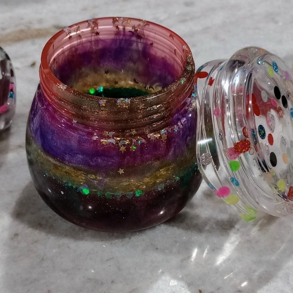 🄷🄰🄽🄳🄼🄰🄳🄴 🄲🄾🄻🄾🅁🄵🅄🄻 🅁🄴🅂🄸🄽 🅂🅃🄾🅁🄰🄶🄴 🄹🄰🅁